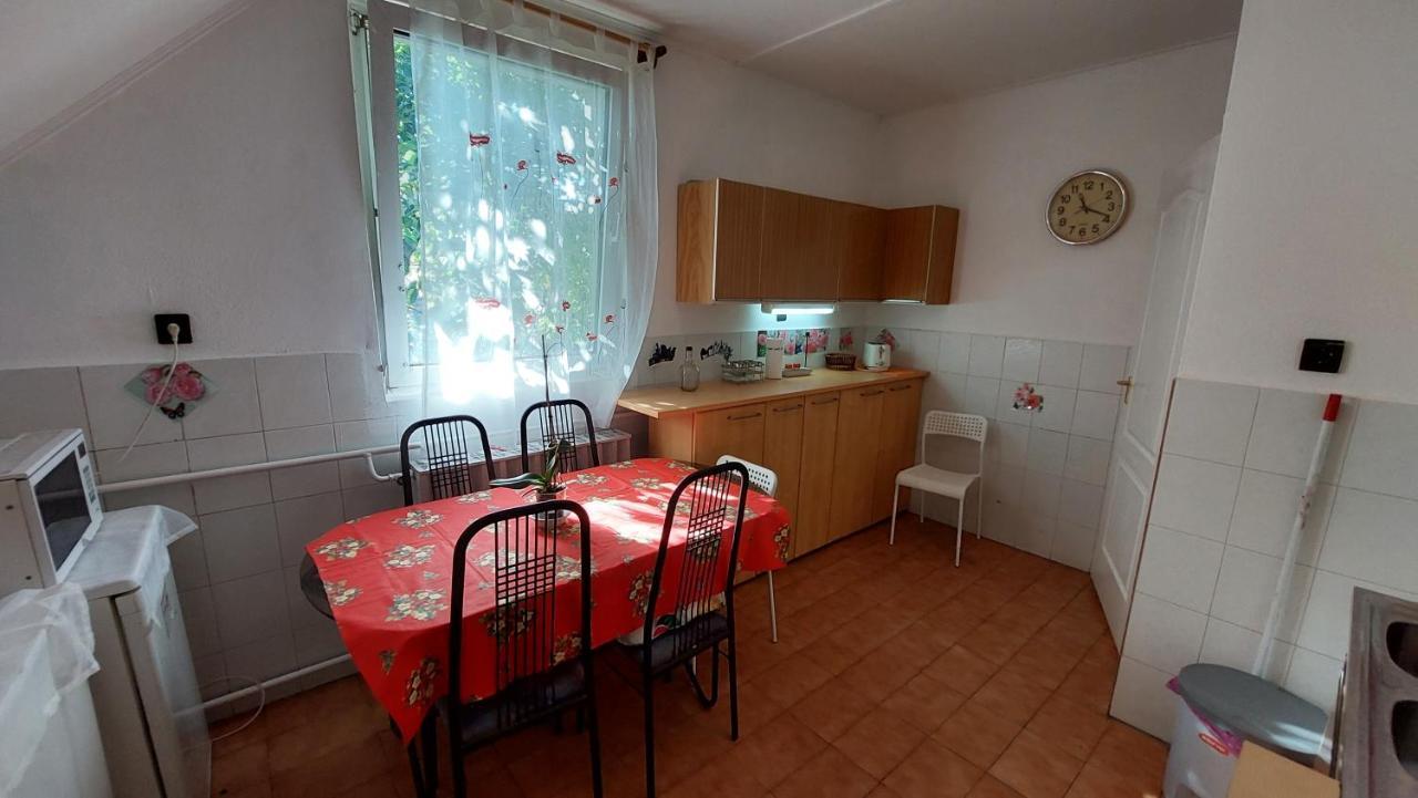 Nosztalgia Vendégház Tapolca Esterno foto